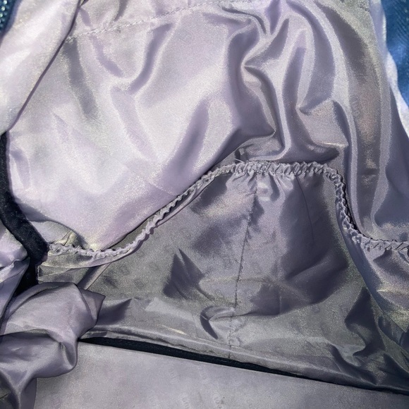 Lug Boxer - Picture 5 of 12